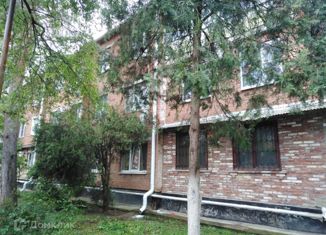 Продаю квартиру студию, 37 м2, Абинск, Ростовская улица, 130