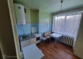 Продается 2-комнатная квартира, 47 м2, Луга, территория Луга-3, 3/176