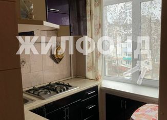 Продам 2-ком. квартиру, 44.2 м2, Фокино, улица Карла Маркса, 15