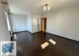 Продается 1-ком. квартира, 35 м2, Волжский, улица Мира, 150Б