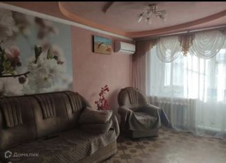 Сдаю трехкомнатную квартиру, 59.9 м2, рабочий посёлок Эльбан, 2-й микрорайон, 12