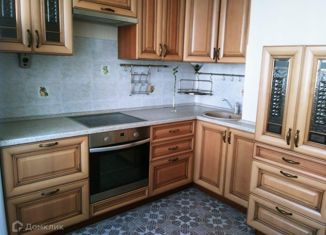 Сдается двухкомнатная квартира, 56 м2, Москва, Братиславская улица, 26, метро Братиславская