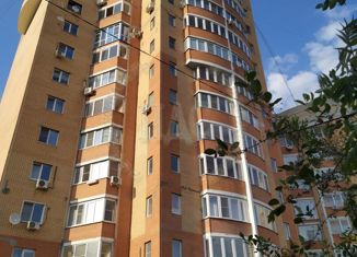 Продажа 3-ком. квартиры, 99 м2, Курская область, улица Челюскинцев, 25