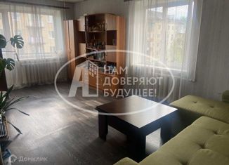 Продаю 2-ком. квартиру, 44 м2, Кизел, улица Энгельса, 86