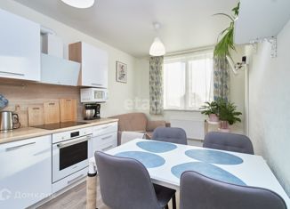 Продаю 2-ком. квартиру, 53.2 м2, Тюмень, улица Червишевский Тракт, 47к4, ЖК Апрель