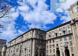 Продается 2-ком. квартира, 54 м2, Санкт-Петербург, Кузнецовская улица, 46, метро Парк Победы