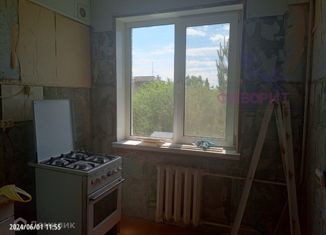 Продам четырехкомнатную квартиру, 60.4 м2, Орск, улица Станиславского, 89А