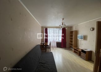 Продается 1-ком. квартира, 31.3 м2, Красное Село, улица Массальского, 1