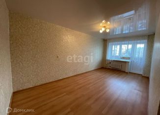 Продается 3-комнатная квартира, 56.6 м2, Талица, улица Ленина, 54