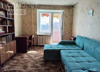 Продается 2-комнатная квартира, 45 м2, Челябинск, Центральный район, Российская улица, 63А