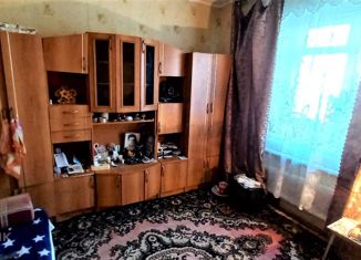 Продам 2-ком. квартиру, 32 м2, Вольск, улица Володарского, 193А