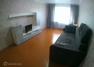 Двухкомнатная квартира в аренду, 44.6 м2, Амурск, проспект Победы, 9