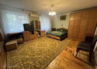 Продажа 4-комнатной квартиры, 124.2 м2, Краснодар, улица Селезнёва, 176, Центральный округ