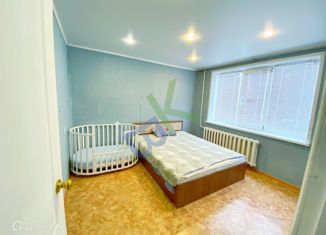 Продаю четырехкомнатную квартиру, 71.8 м2, Белебей, Волгоградская улица, 6/1