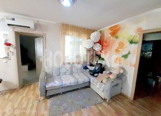 Продаю 4-ком. квартиру, 80 м2, Тимашевск, Западная улица, 1А