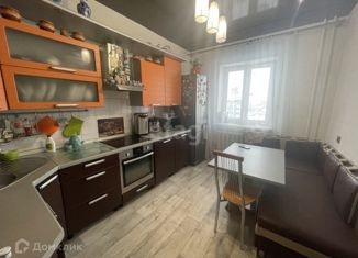 Продаю трехкомнатную квартиру, 89.2 м2, Губкинский, 9-й микрорайон, 20