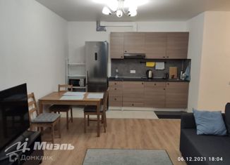 3-комнатная квартира в аренду, 62.1 м2, Москва, Боровское шоссе, 2к3, ЖК Мещерский Лес