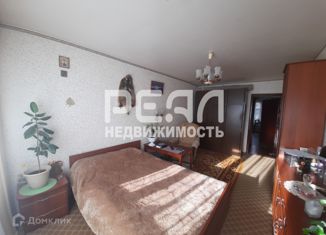 Продажа 3-комнатной квартиры, 71.2 м2, Волосово, улица Красных Командиров, 10