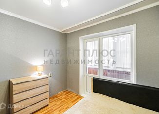 Продажа 3-ком. квартиры, 64 м2, Липецк, улица Доватора, 2