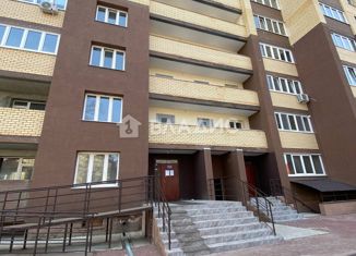 Продаю двухкомнатную квартиру, 73.1 м2, Брянск, Ново-Советская улица, 130Г