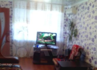 Продам 2-комнатную квартиру, 51 м2, Михайловск, улица СНИИСХ, 11