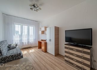 Продается двухкомнатная квартира, 54.3 м2, Свердловская область, улица Академика Парина, 4