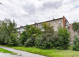 Продается двухкомнатная квартира, 45.9 м2, Екатеринбург, метро Площадь 1905 года, улица Серафимы Дерябиной, 13