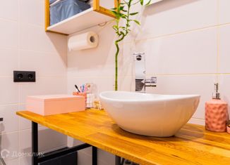 Продажа трехкомнатной квартиры, 111 м2, Санкт-Петербург, Исполкомская улица, 9-11, Исполкомская улица