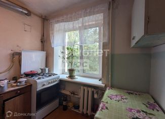 Продам 2-ком. квартиру, 45 м2, Ростов-на-Дону, Пролетарский район, проспект 40-летия Победы, 13/3