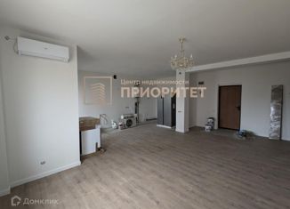 Продажа 3-ком. квартиры, 94 м2, Якутск, улица Кулаковского, 20, Октябрьский округ