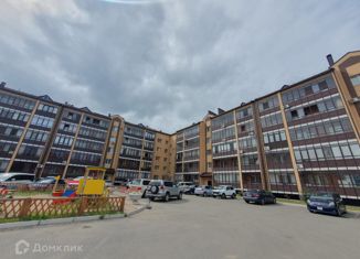 Продается 3-комнатная квартира, 85.2 м2, Абакан, улица Авиаторов, 6