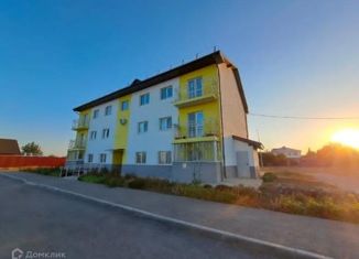 Продажа двухкомнатной квартиры, 48 м2, село Сизовка, Садовая улица, 3