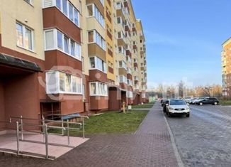 Продается 1-комнатная квартира, 37 м2, Калининград, улица Дзержинского, 174, Московский район