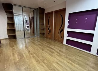 Продажа 3-ком. квартиры, 50 м2, Нижний Новгород, улица Адмирала Васюнина, 12к3, 4-й Нагорный микрорайон