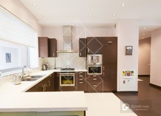 Продаю дом, 360 м2, деревня Турово, улица Колокольчиков, 18