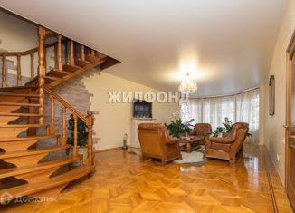 Продается 5-комнатная квартира, 193 м2, Барнаул, улица Анатолия, 20, Центральный район