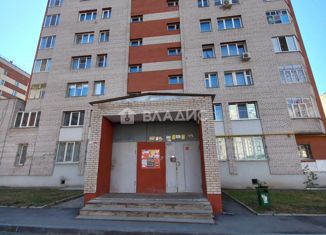 Продаю трехкомнатную квартиру, 77.8 м2, Ижевск, улица имени Вадима Сивкова, 86, Южный жилой район