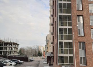 Сдам в аренду 1-комнатную квартиру, 40 м2, Белгород, улица Попова, 37, ЖК Центр Парк