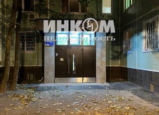 Продаю 3-ком. квартиру, 66 м2, Москва, улица Кедрова, 1, улица Кедрова