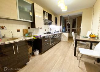 2-ком. квартира на продажу, 62.9 м2, Белгород, улица Шумилова, 12