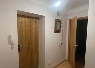 Продажа 2-ком. квартиры, 46 м2, Ставрополь, Комсомольская улица, 46, микрорайон №3