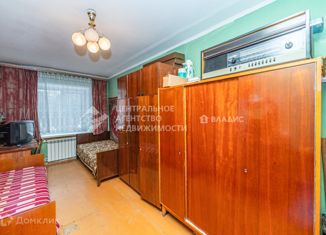 Продам 2-ком. квартиру, 43.9 м2, Рыбное, Почтовая улица, 15