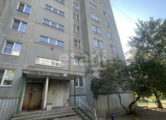 Продам 2-комнатную квартиру, 52.1 м2, Челябинская область, улица Лобкова, 2