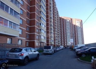 Продается 1-ком. квартира, 41 м2, Щербинка, улица Барышевская Роща, 24