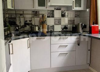 Продажа трехкомнатной квартиры, 57 м2, Москва, Перекопская улица, 22, Перекопская улица