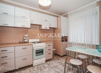 Продажа 1-ком. квартиры, 36 м2, Старый Оскол, Комсомольский проспект, 2