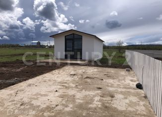 Продаю дом, 30 м2, поселок Юг, улица Ленина