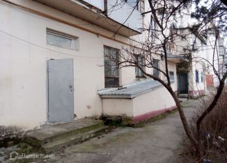 Продажа 1-комнатной квартиры, 64 м2, Баксан, улица имени Ю.А. Гагарина, 7