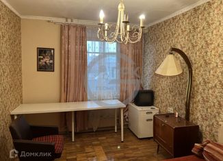 Продается двухкомнатная квартира, 51 м2, Москва, Краснодонская улица, 10, станция Люблино