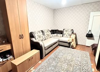 Продается 2-комнатная квартира, 43.3 м2, Кемерово, улица Александрова, 14